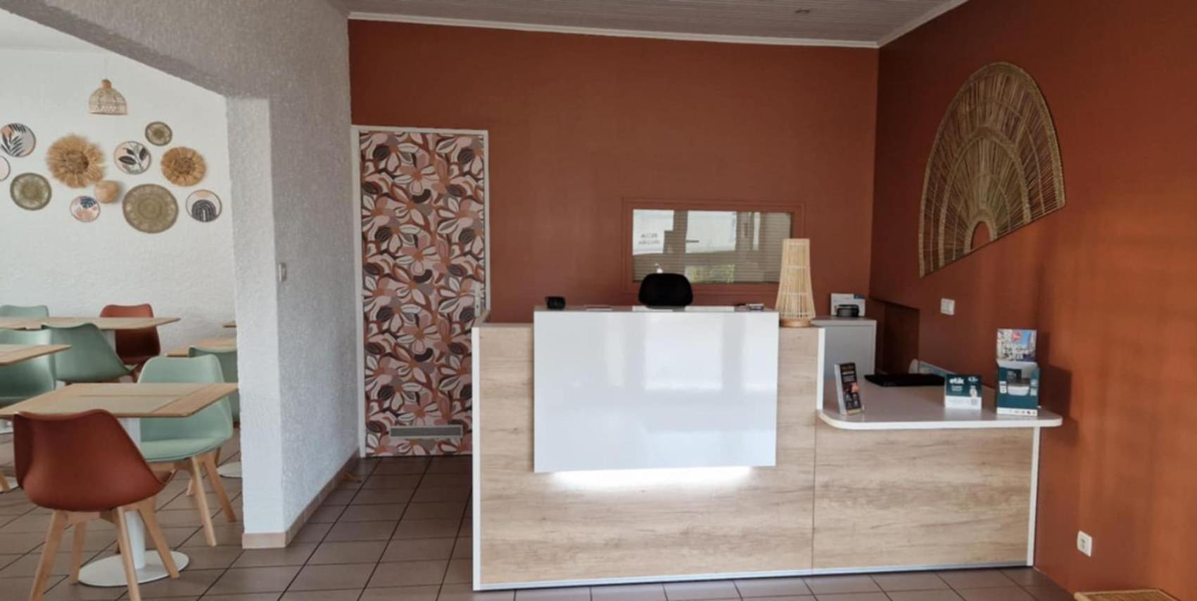 Hotel Le Challans Bagian luar foto