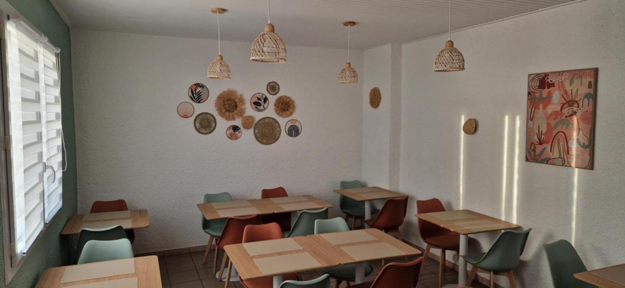 Hotel Le Challans Bagian luar foto