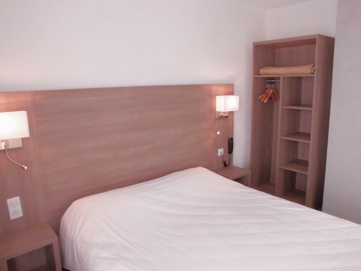 Hotel Le Challans Bagian luar foto